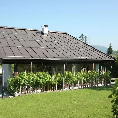 In St Johann In Tyrol With A Garden アパート サンクト・ジョアン・イン・チロル